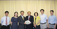 The delegation led by Prof. Hsueh Fu Ching (3rd from left), President of Taipei University meets with Prof. Hau Kit-tai (middle), Pro-Vice-Chancellor and Prof. Yip Hon-ming (3rd from right), Chairman of the Department of History of CUHK